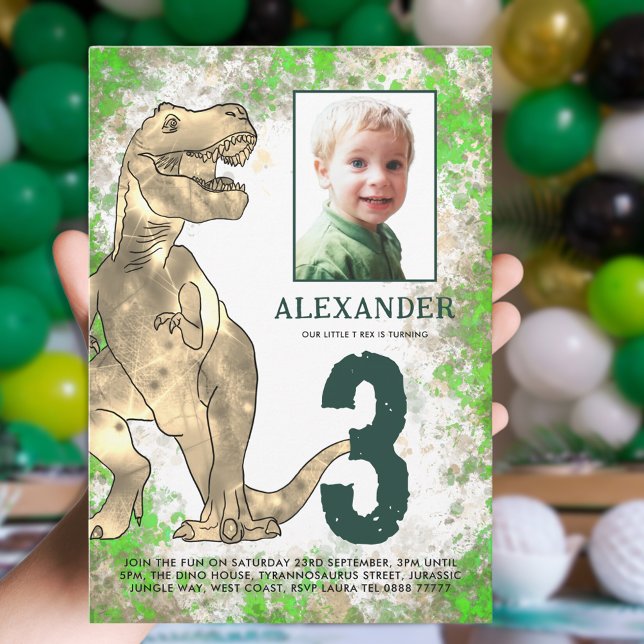 Convites Foto do aniversário de 3 anos do Dinossaur (Dinosaur T-Rex photo template 3rd birthday party invitation green and brown watercolor )