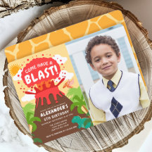 Foto do Aniversário de criança de vulcão Dinosaur