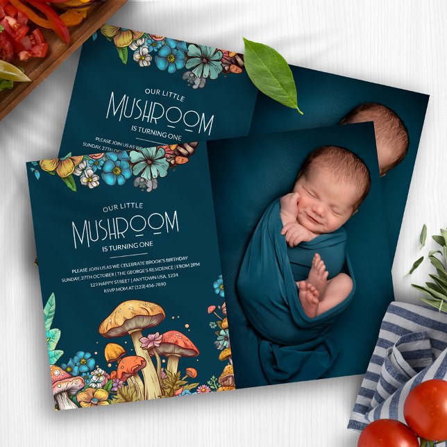 Convites Foto do primeiro aniversario Rustic Woodland Mushr (Rustic Woodland Mushroom Fungi 1st Birthday Photo Invitation)