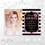 Convites Foto Doce 16 Aniversário - Beijo Rosa Dourado Pret<br><div class="desc">Foto: 16 Aniversário - Kiss Rosa Dourado Invitation. Doce dezesseis convites de aniversário com sua foto. Apresenta faixas brancas pretas,  fonte de script,  lábios beijam e confetti. Design branco-preto clássico,  cor-de-rosa,  com ouro rosa brilhante falso. Perfeito para uma elegante festa de 16 dias.</div>
