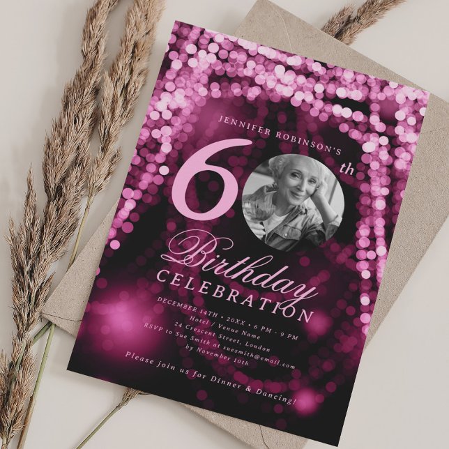 Convites Foto Elegante 60º Aniversário Luzes de Vidro Rosa  (Elegant Photo 60th Birthday Blush Pink Glam Lights Invitation)