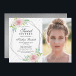 Convites Foto Floral Foto Chic Silver Foto Floral Doce 16 A<br><div class="desc">Celebre em estilo com estes na moda e muito tenentes convites de aniversário geométricos 16 florais de folha prateada. Esta design é fácil de personalizar com a sua redação de eventos especiais e seus convidados ficarão entusiasmados quando receberem estes convites fabulosos.</div>