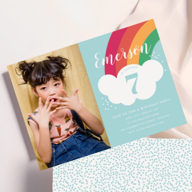 Convites Foto Nuvem Arco-íris Festa de Aniversário Infantil (Kids Rainbow Photo Birthday Party Invitations.)