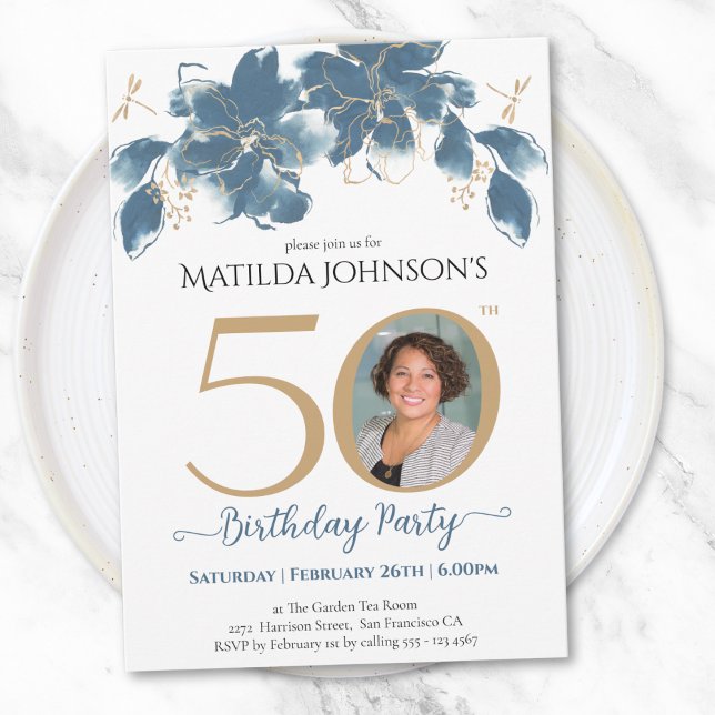 Convites Foto Personalizada Floral Azul Dourada 50º Anivers (Gold Blue Floral Custom Photo 50th Birthday Invitation)