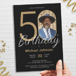 Convites Foto personalizada simples e preta Dourada Foto 50<br><div class="desc">Dourada Foto Personalizada Simples Chic 50º Convite de Aniversário. Celebre seu aniversário de marco no estilo moderno e elegante com nosso design de tema "Chic Minimalista", onde a simplicidade da elegância Minimalista encontra o fascínio da personalização da Foto Personalizada. Este design simples e chic permite que a sua fotografia personalizada...</div>