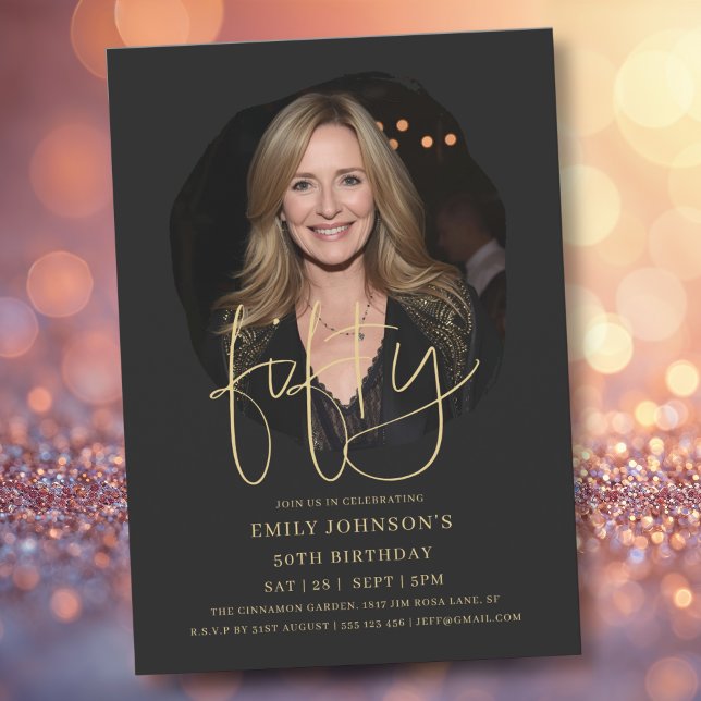 Convites Foto preta e Dourada Script 50º aniversário (Photo Black and Gold Script 50th Birthday Invitation)