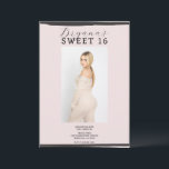Convites Foto rosa e preta Trendy Modern Sweet 16<br><div class="desc">Personalize como quiser.</div>