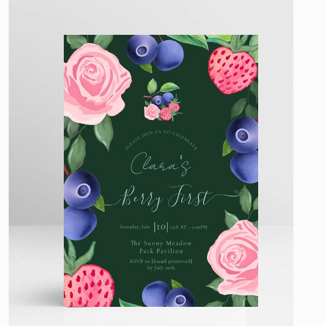 Convites Frame de Airelas e Morangos com Rosas Rosa (Blueberries & Strawberries Frame with Pink Roses First Birthday Invitation)
