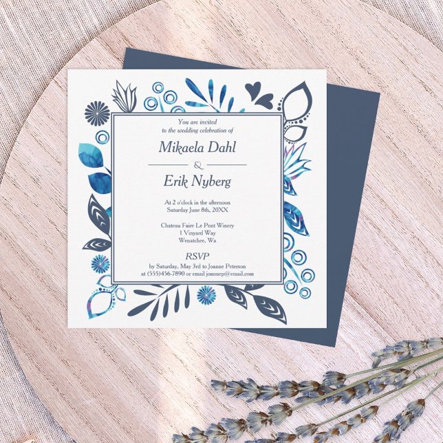Convites Fronteira de Flores Folhas Azuis e Cinza Azul Casa (navy blue and bright blue floral wedding invitation with decorative, square border frame)
