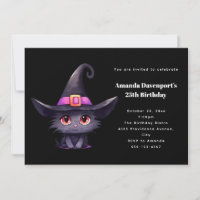 Gato preto bonito Vestindo o chapéu de bruxa