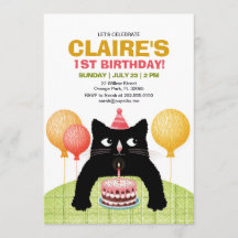 Gato preto e bolo de aniversário.