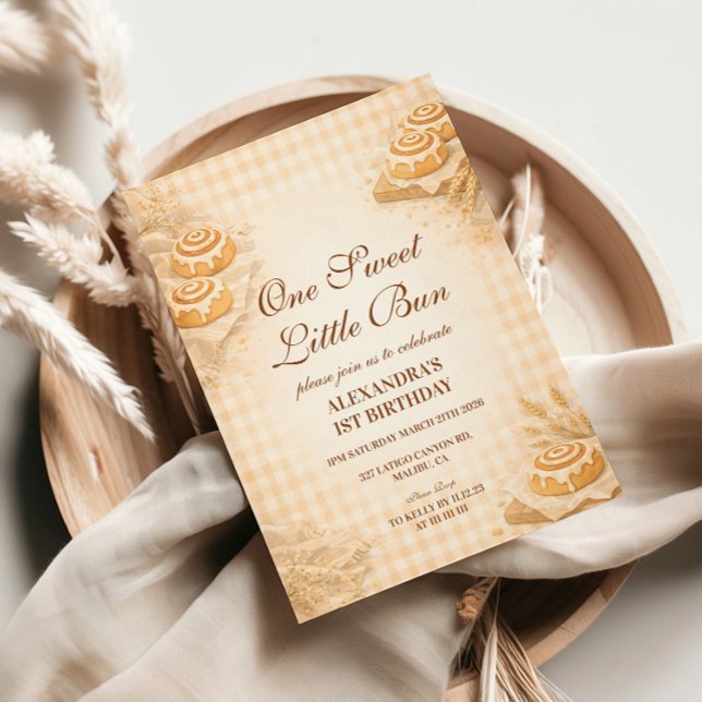 Convites Gingham Cinnamon Roll Little Bun 1st Birthday (Criador carregado)