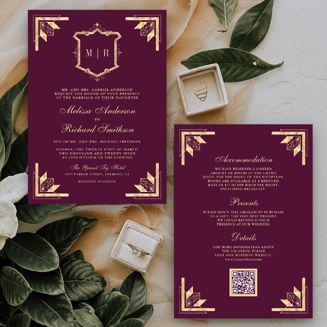 Convites Gold Crest Monogram QR Code Plum Purple Wedding (Criador carregado)
