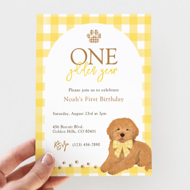 Convites Goldendoodle Yellow Gingham First Birthday (Criador carregado)