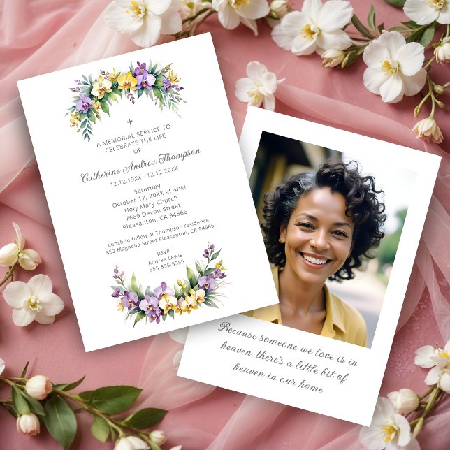 Convites Gorgeous Lush Floral Oval Effect Photo Funeral (Gorgeous Lush Floral Oval Effect Photo Funeral Invitations Cards.)