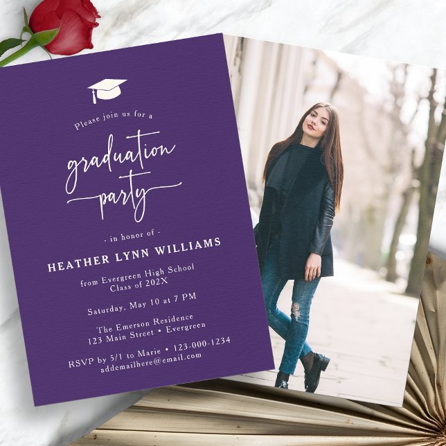 Convites Graduação de Foto Simples Roxo (Purple Simple Photo Graduation Party Invitation by Painted Paperie
)