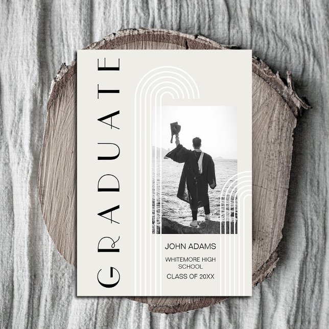 Convites Graduação de Foto Vertical Moderna (Mark this milestone in style with our chic silver-grey graduation invitations #graduationinvitation)