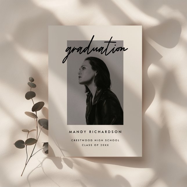 Convites Graduação de Fotos com Script Preto e Branco minim (Criador carregado)