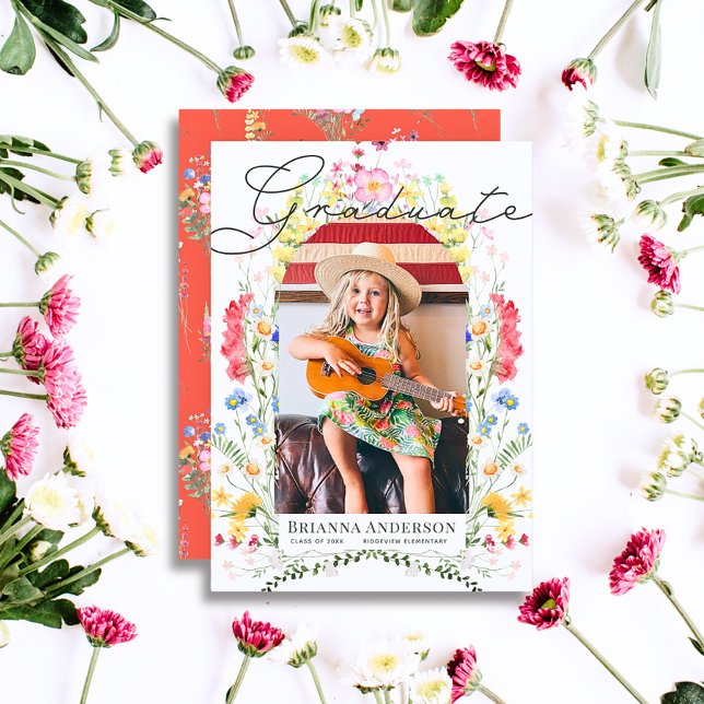 Convites Graduação de Rapariga de Arch de Flor Selvagem de  (Criador carregado)