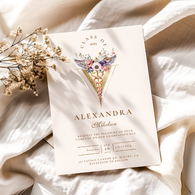 Convites Graduação Dourada para Vet Médica de Caduco Floral (Criador carregado)