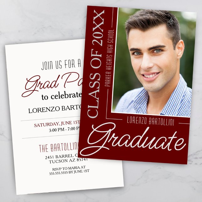 Convites Graduação Mínima Moderna 1 Foto Maroon Burgundy (Simple Modern Burgundy Graduation Announcement and Grad Party Invitation)