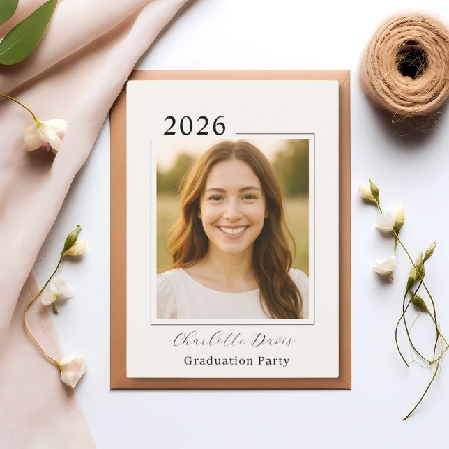 Convites Graduation party photo class of 2026 beige (Criador carregado)