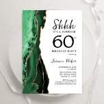 Convites Green Agate White Surpresa Dourada 60º aniversário<br><div class="desc">Verde, branco e ouro agitam a surpresa do 60º convite de aniversário. Elegante design moderno com a emerald green watercolor agate marble geode background, faux glitter gold e typografia script font. Trendy convida o cartão perfeito para uma comemoração de dia das mulheres na moda. Impressos convites Zazzle ou modelo de...</div>