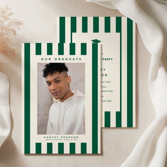 Convites Green Sporty Stripes 2 Photo Graduation Party (Criador carregado)