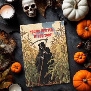 Convites Grim Reaper caminhando no Corn Field Spooky Hallow