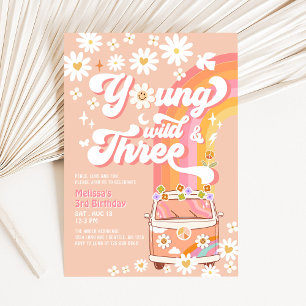 Convites Groovy Jovem Selvagem e Três Daisy Aniversário de