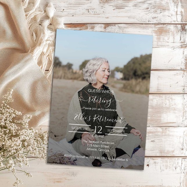 Convites Guess Who Retired Female Script Photo Invitation (Criador carregado)