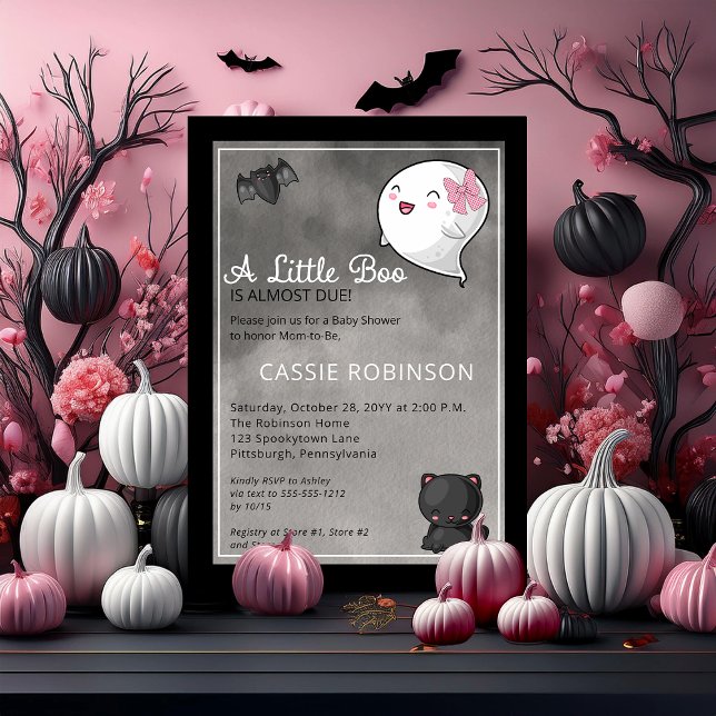 Convites Halloween Um Pequeno Chá de fraldas De Garota Fant (Cute "A Little Boo Is Almost Due" Girl Baby Shower Coquette Ghost Kawaii Baby Shower Invitation)
