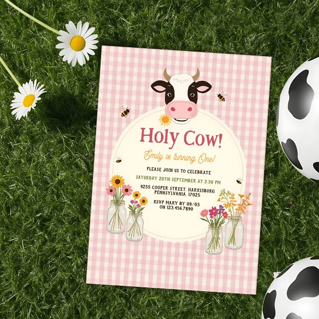 Convites Holy Cow Floral Pink Gingham Girl 1st Birthday (Holy Cow Girl Birthday Invitation Pink Gingham 1st Birthday Party Invite with Flowers and Cow)