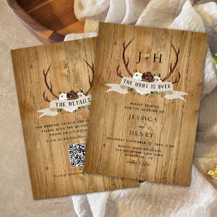 Convites Hunt está sobre o Rustic Antlers Casando Código QR