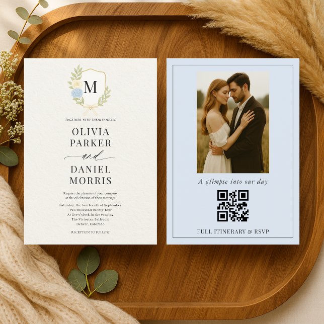 Convites Hydrangea Crest Monogram Photo QR Code Wedding (Criador carregado)