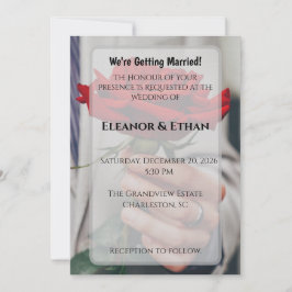 Convites Intimate Close-Up Red Rose Engagement & Wedding