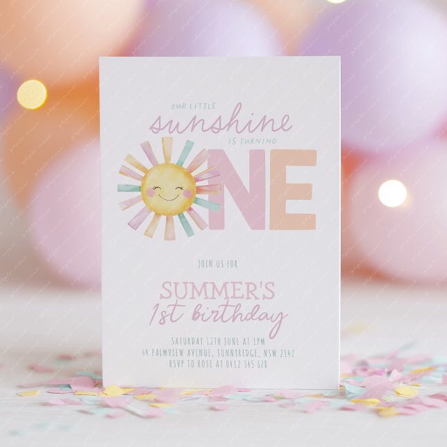 Convites Isn't She Onederful Sun Girl Pastel 1st Birthday (Our little sunshine is turning one! Cute pastel sun 1st birthday invitation in pink, peach & purple)