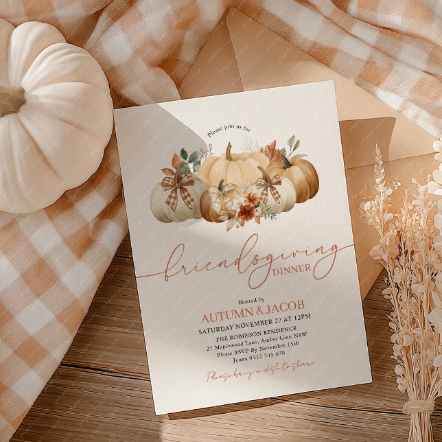 Convites Jantar de Ação de Graças Friendsgiving Arcos de Ab (Friendsgiving Pumpkin Patch with Bows dinner invitation)
