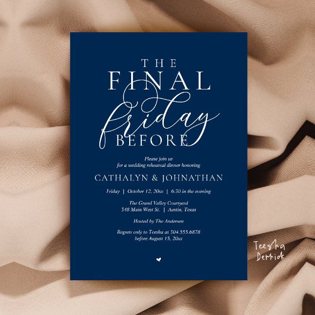 Convites Jantar de Ensaios Clássico “A Última Sexta-Feira A (“The Final Friday Before” Romance Classy Rehearsal Dinner Invitation Card in Navy Blue)