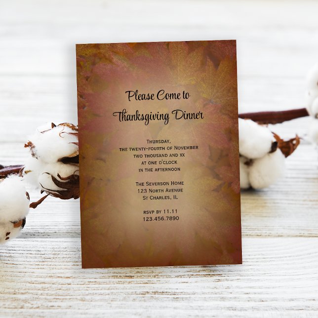 Convites Janto de Ação de Graças de Folhas Castanhas (Invite friends to gather and give thanks with this woodsy Thanksgiving dinner invitation.)