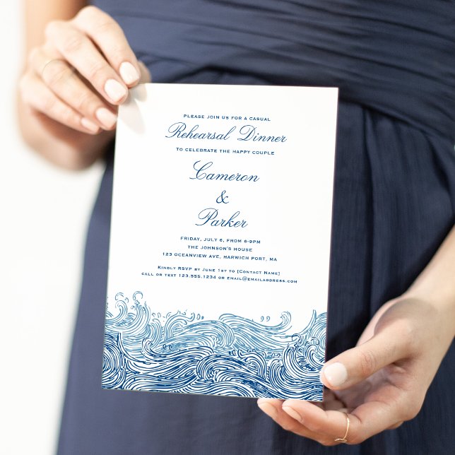 Convites Janto de Ensaio Casual de Casamento no Oceano Azul (Navy Blue Ocean Waves Casual Rehearsal Dinner invitation for a Coastal Chic Wedding Concertina Press)