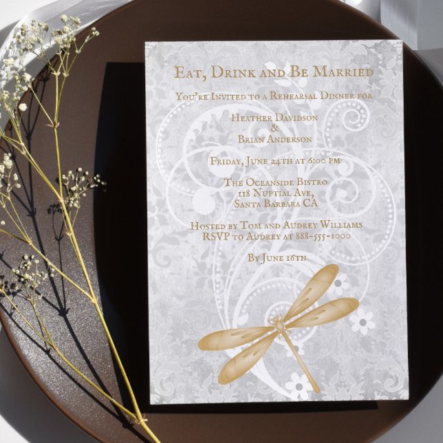 Convites Janto de Ensaio de Casamento de Dragonfly Dourada  (Gold Dragonfly Wedding Rehearsal Dinner Invitation)