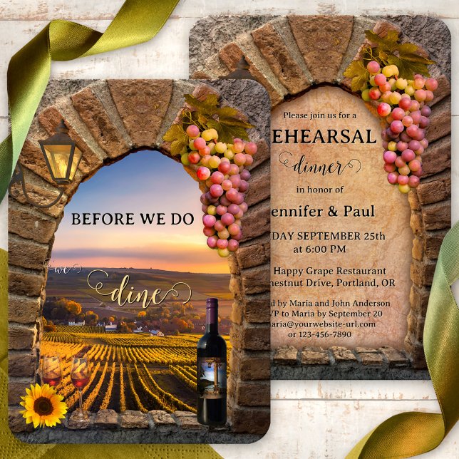 Convites Janto de ensaio em vinheta italiana (Classic Italian Rehearsal Dinner invitation featuring a Roman arch with wine overlooking a vineyard)