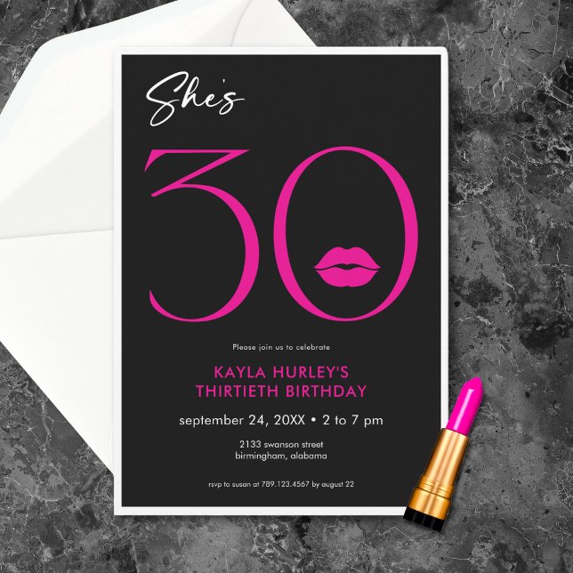 Convites Lábios Mínimos Modernos Rosa Ela tem Trinta Anos (Modern Minimal Pink Lips She's Thirty Birthday Invitation)