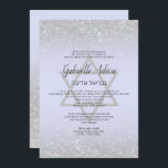 Convites Lavanda do Bat Mitzvah para o guião glitter prata<br><div class="desc">Típica de prata e convite de festas de Bat Mitzvah,  pastel roxo,  cor de prata e brilho prateado. O fundo rosa e a estrela são totalmente personalizáveis. Adicione seu nome hebraico.</div>