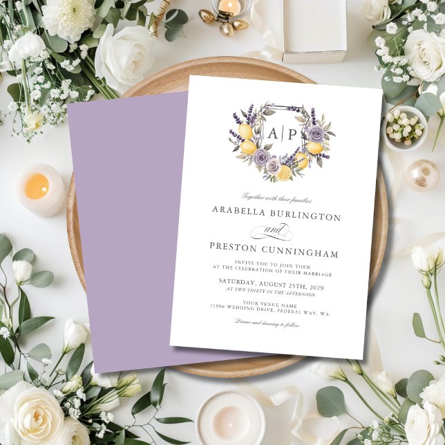 Convites Lavanda Limão Monograma Floral Crista Casamento (Lavender Lemon Monogram Floral Crest Wedding Invitation)