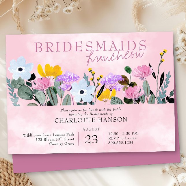 Convites Leão de Flor Selvagem Bonito Pink Bridesmaids Lunc (Bridesmaids Luncheon Invitation from my Wildflower Lawn Bridal Shower collection)