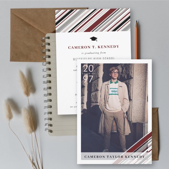 Convites Listras Finas Foto de Formatura Festa Moderno Clás (Modern Classic Preppy Pin Stripes Photo Graduation Party Invitation @ zazzle.com/color_therapy)