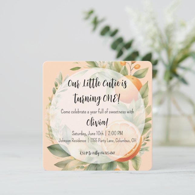 Convites Little Cutie First Birthday Invitation  (Em pé/Frente)