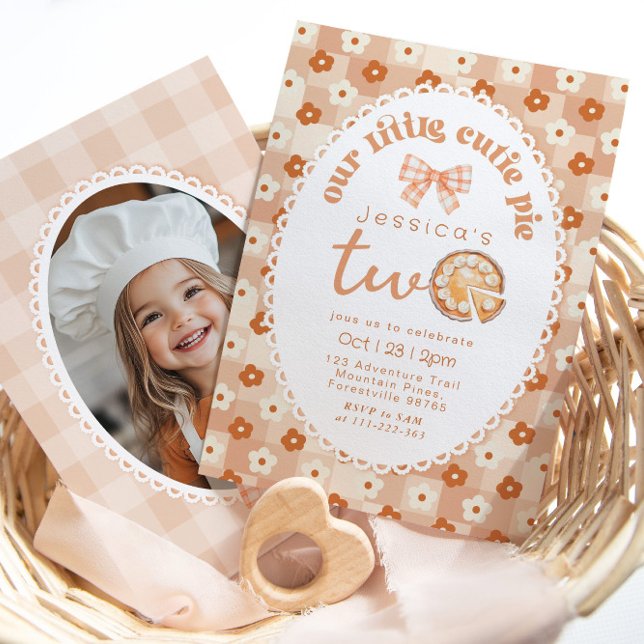 Convites Little Cutie Pie é o partido Dois segundos anivers (Criador carregado)